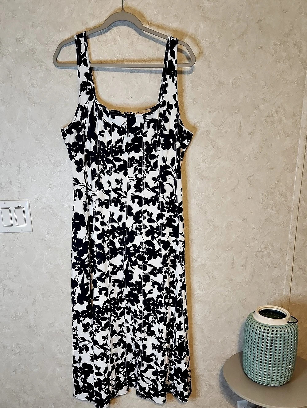 LOFT Floral Mini Dress in White & Blue Size Large NWT